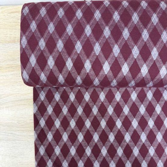 Punto Jacquard Rombos Argyle Granate. 2