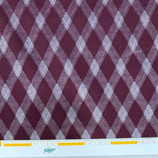 Punto Jacquard Rombos Argyle Granate. 3
