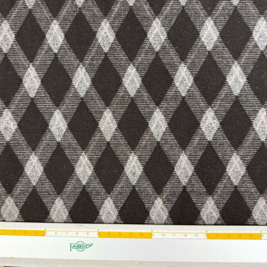 Punto Jacquard Rombos Argyle Marrón y Gris | Traetela
