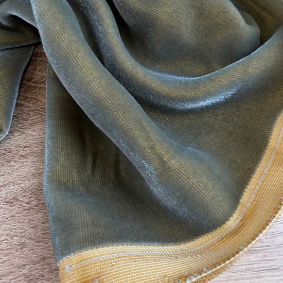 Terciopelo de Seda Lovéa Verde Salvia sobre Mostaza – 100% Seda 2